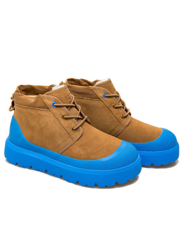 UGG  neumel weather hybrid bruin