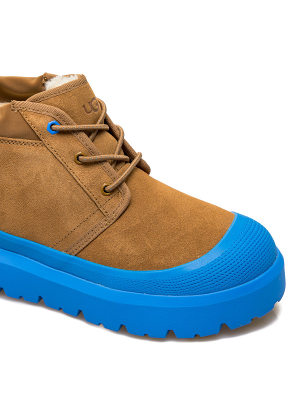 UGG  neumel weather hybrid bruin