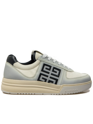 Givenchy Givenchy g4 low sneakers