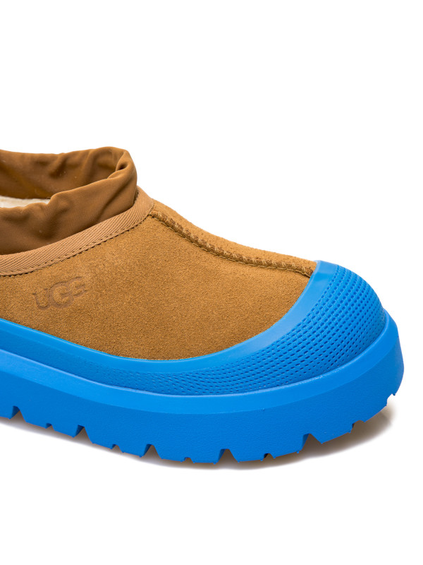 UGG  tasman weather hybrid bruin