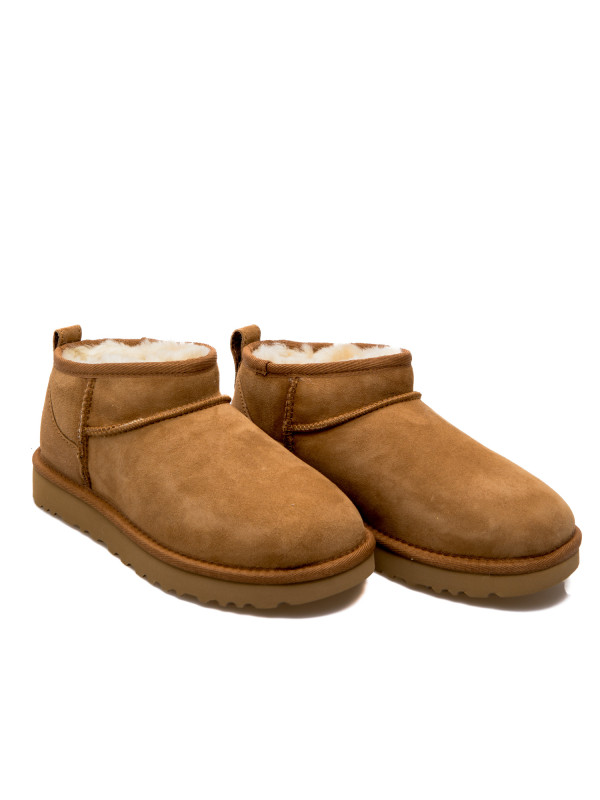 UGG  classic ultra mini zwart