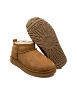 UGG  classic ultra mini zwart