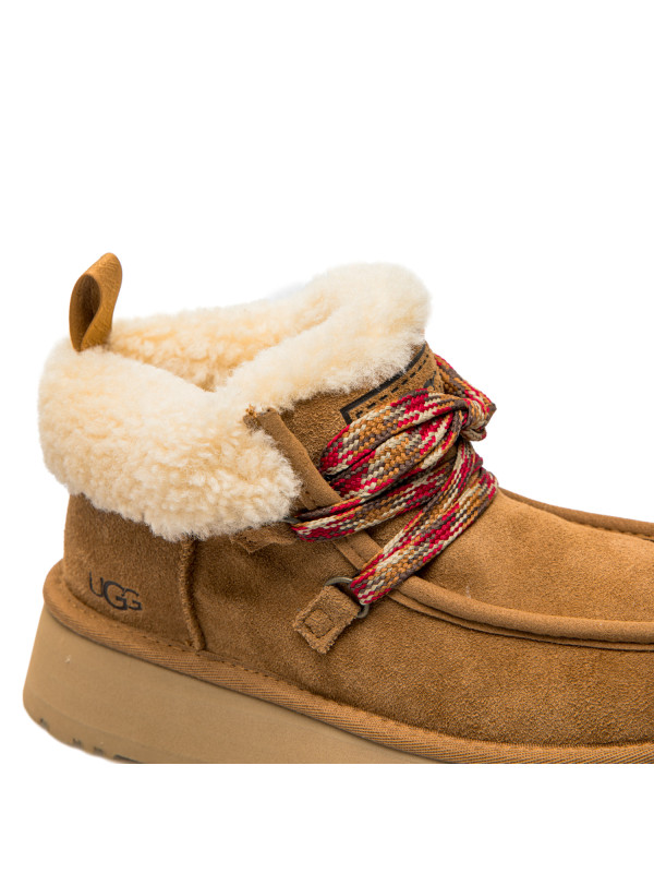 UGG  funkarra cabin cuff bruin