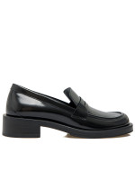 Stuart Weitzman palmer bold loafer black Stuart Weitzman palmer bold loafer black - www.derodeloper.com - Derodeloper.com