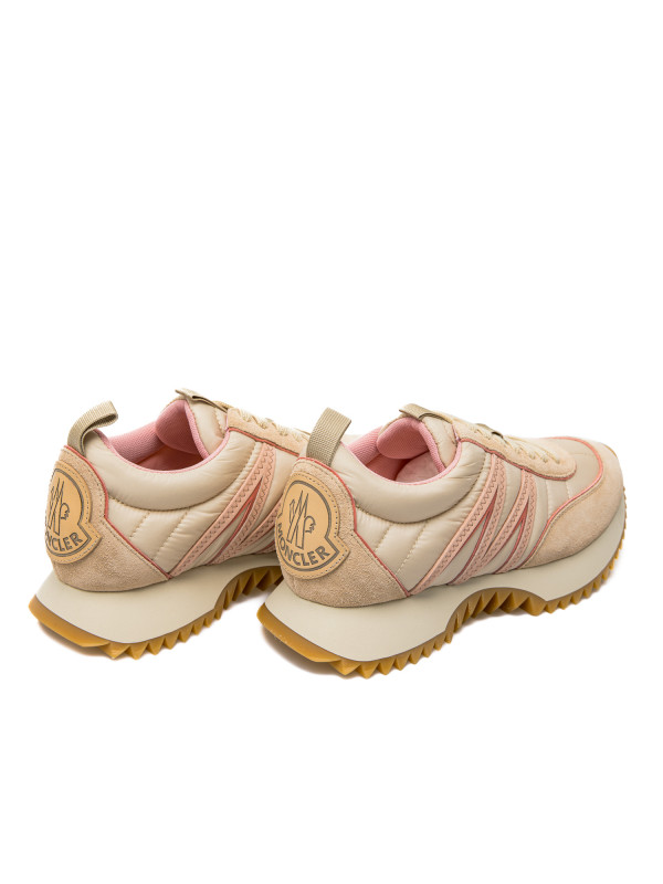 Moncler pacey low top sneakers nude Moncler  pacey low top sneakers nude - www.derodeloper.com - Derodeloper.com