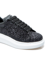 Alexander Mcqueen larry black Alexander Mcqueen  larry black - www.derodeloper.com - Derodeloper.com