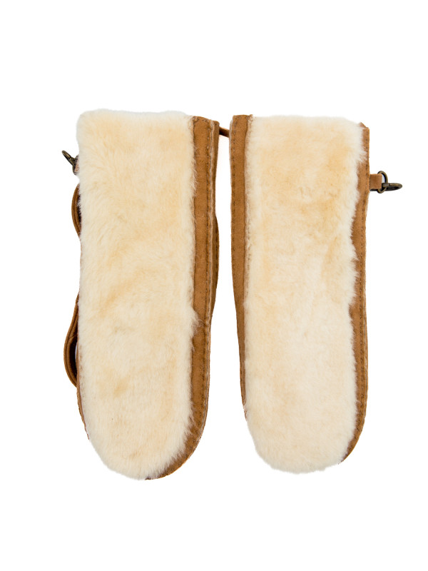 UGG  exposed sheepskin mitten brown UGG   exposed sheepskin mitten brown - www.derodeloper.com - Derodeloper.com