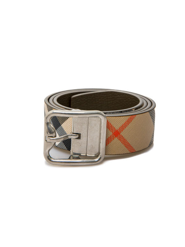 Burberry b belt buckle hotsell