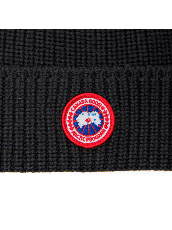 Canada Goose  rib toque black Canada Goose   rib toque black - www.derodeloper.com - Derodeloper.com