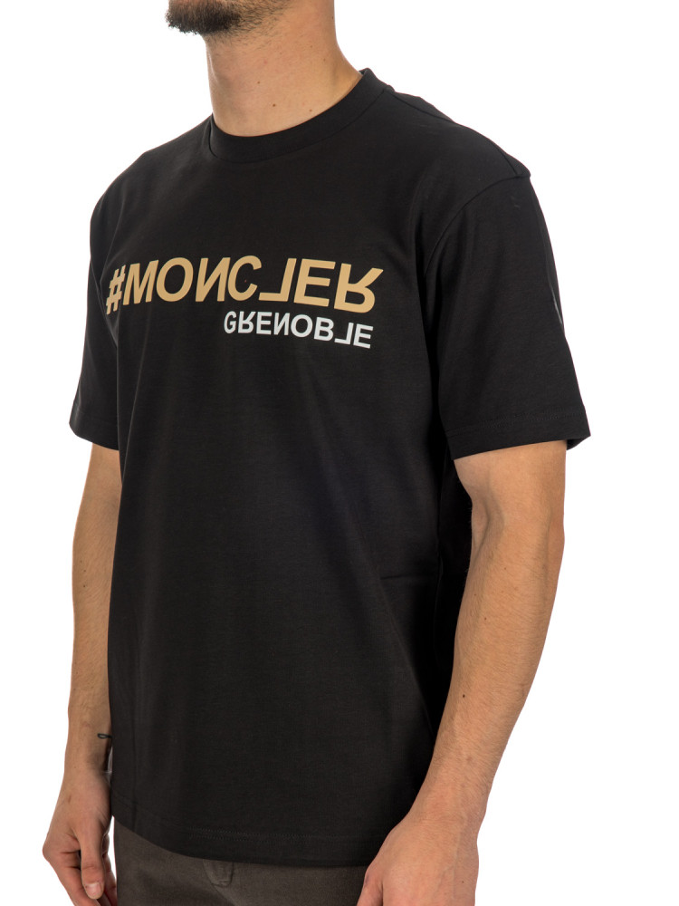 Moncler Grenoble ss t-shirt Moncler Grenoble  SS T-SHIRTzwart - www.credomen.com - Credomen