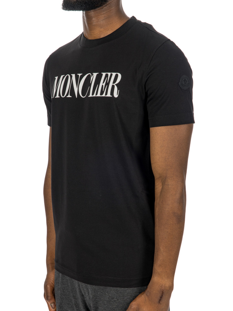 Moncler ss t-shirt Moncler  SS T-SHIRTzwart - www.credomen.com - Credomen