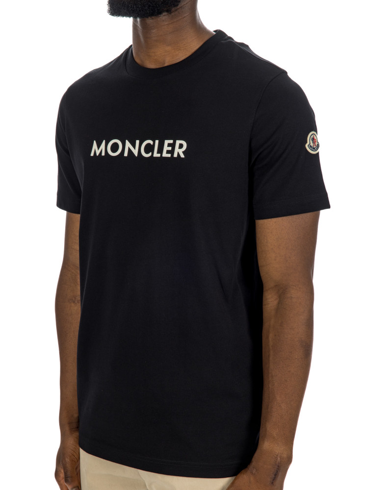 Moncler ss t-shirt Moncler  SS T-SHIRTzwart - www.credomen.com - Credomen