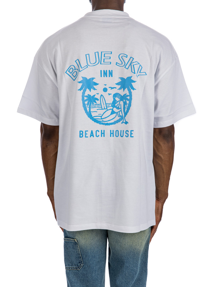 Blue Sky Inn beach house t-shirt Blue Sky Inn BEACH HOUSE T-SHIRTwit - www.credomen.com - Credomen