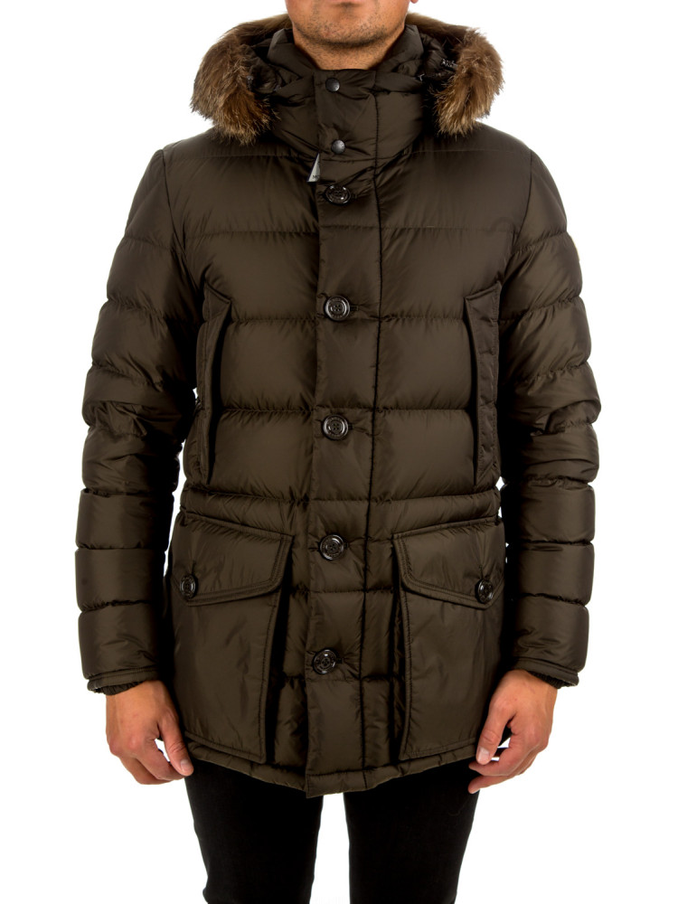 Cluny moncler jacket deals