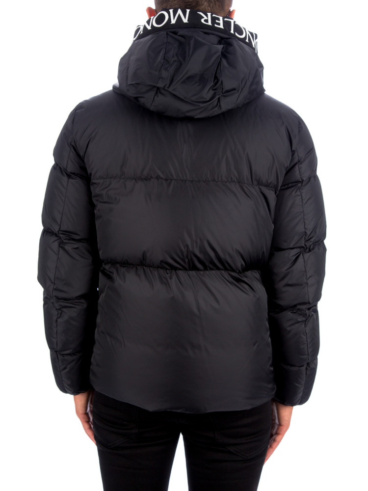 Moncler montcla giubbotto Moncler  MONTCLA GIUBBOTTOzwart - www.credomen.com - Credomen