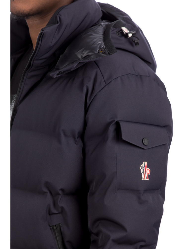 moncler jacket sizing mens