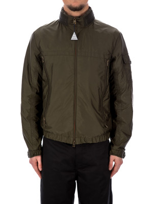 Moncler nire jacket 440-01551