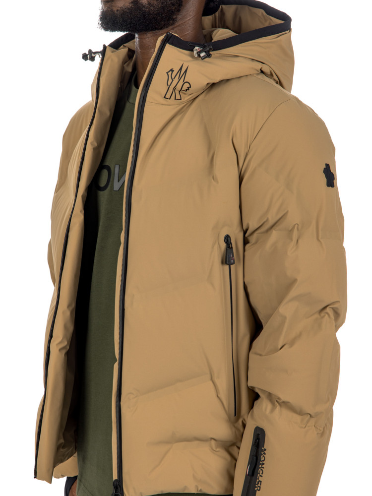 Moncler Grenoble arcesaz jacket Moncler Grenoble ARCESAZ JACKETbeige - www.credomen.com - Credomen