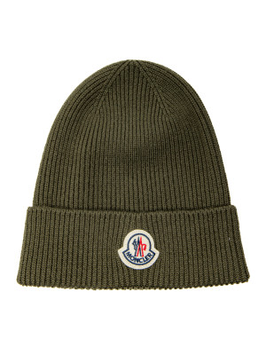 Moncler hat